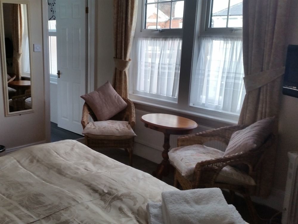 Boyne House Guest House Eastbourne Eksteriør billede